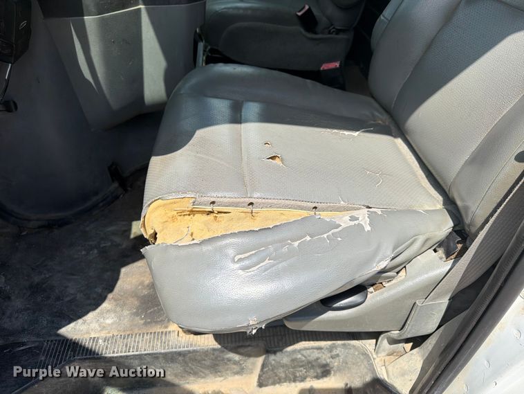 image for item FB5812 2014 Ford E250 van