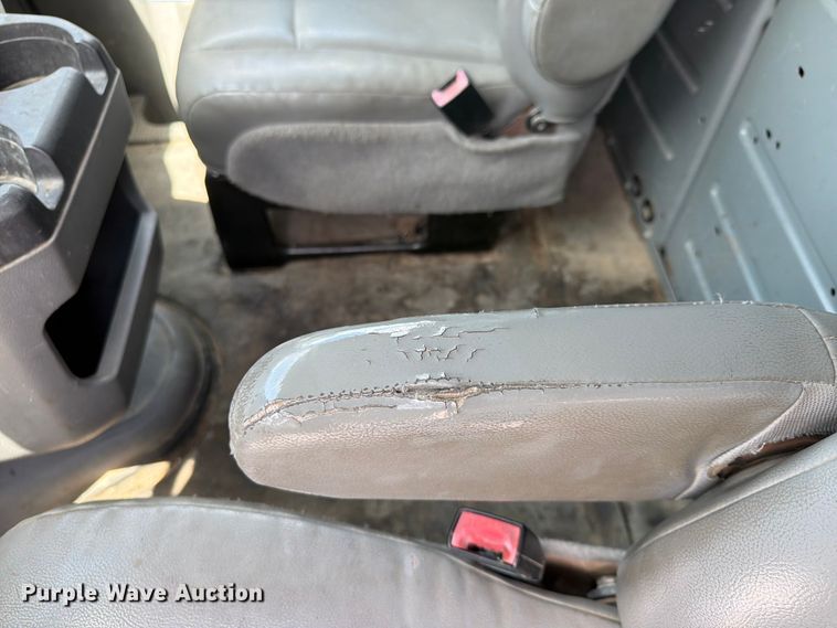 image for item FB5812 2014 Ford E250 van