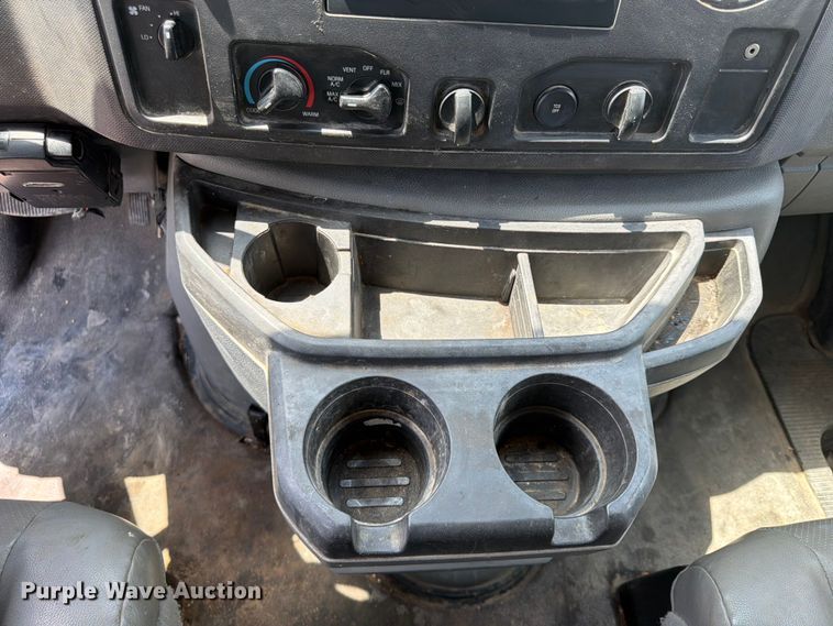 image for item FB5812 2014 Ford E250 van