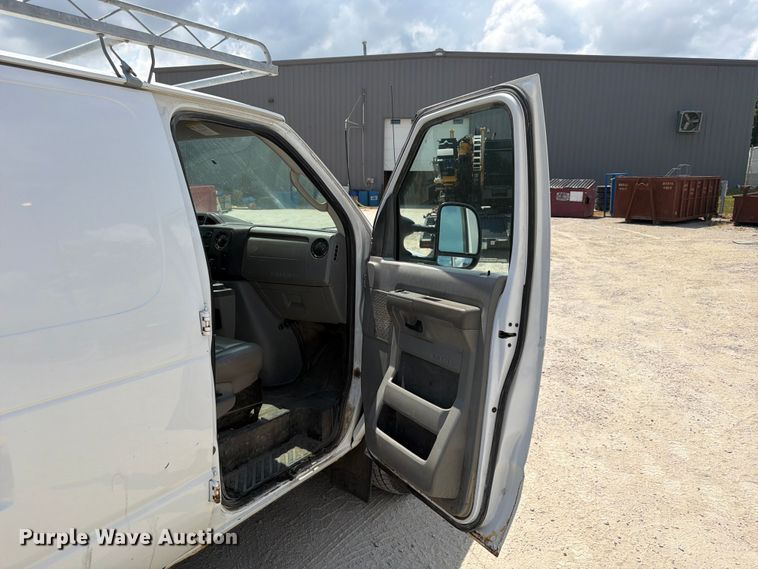 image for item FB5812 2014 Ford E250 van