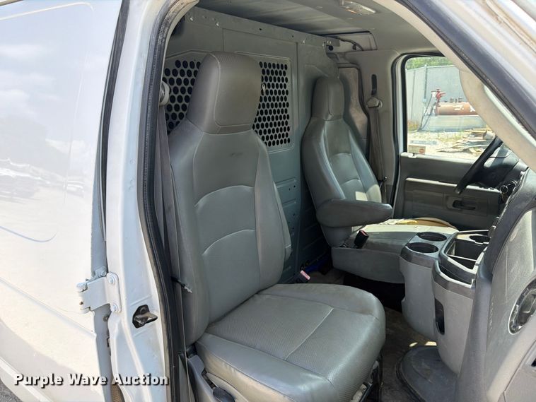 image for item FB5812 2014 Ford E250 van