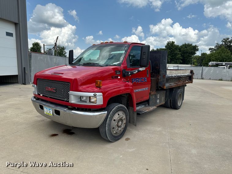 image for item FB5813 2003 GMC C4500 dump truck