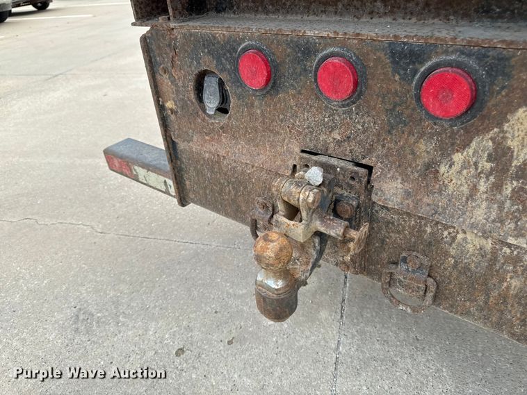 image for item FB5813 2003 GMC C4500 dump truck