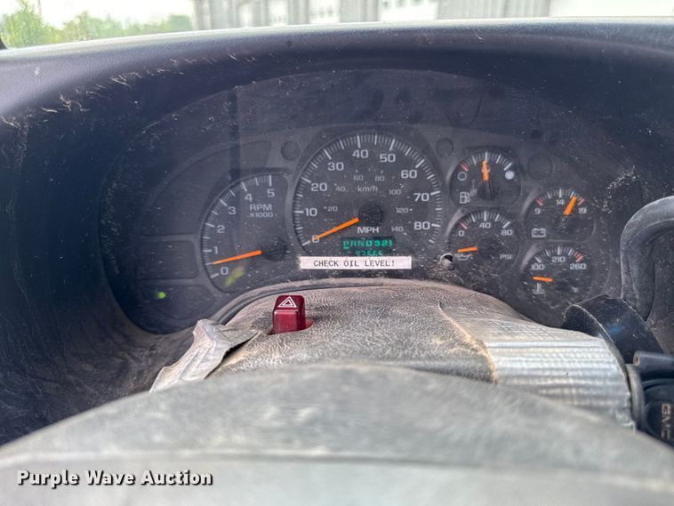 image for item FB5813 2003 GMC C4500 dump truck