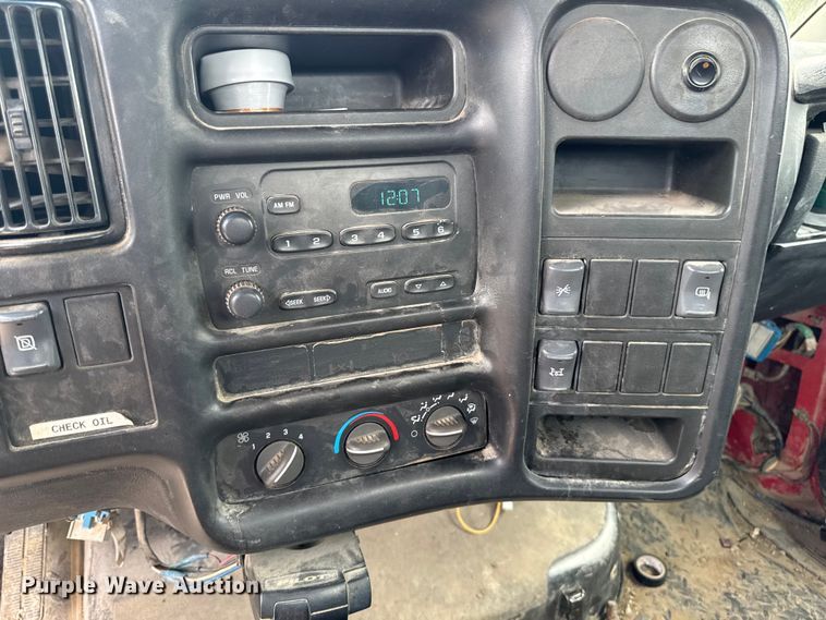 image for item FB5813 2003 GMC C4500 dump truck