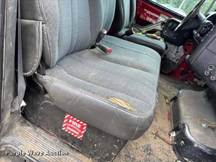 image for item FB5813 2003 GMC C4500 dump truck