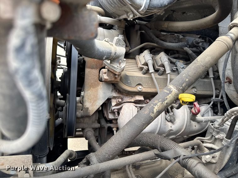 image for item FB5813 2003 GMC C4500 dump truck