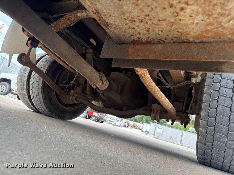 image for item FB5813 2003 GMC C4500 dump truck