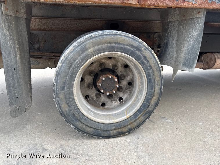 image for item FB5813 2003 GMC C4500 dump truck