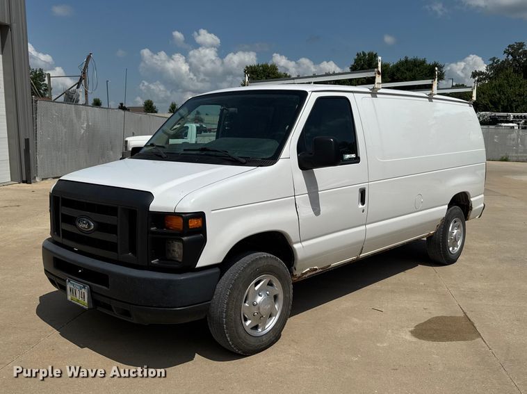 2013 Ford E250 van
