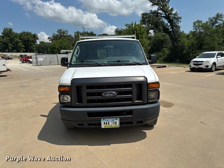 image for item FB5820 2013 Ford E250 van