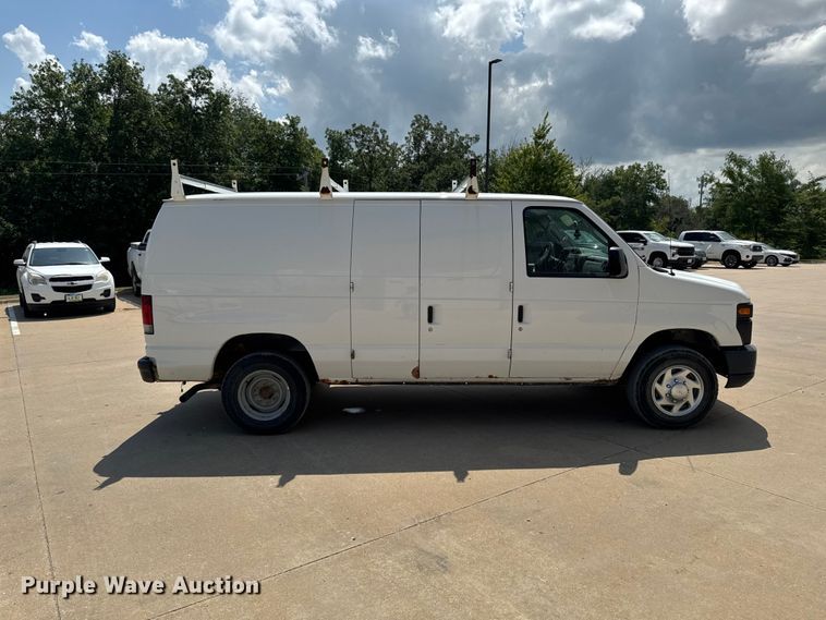 image for item FB5820 2013 Ford E250 van