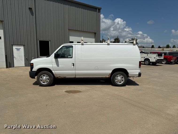 image for item FB5820 2013 Ford E250 van