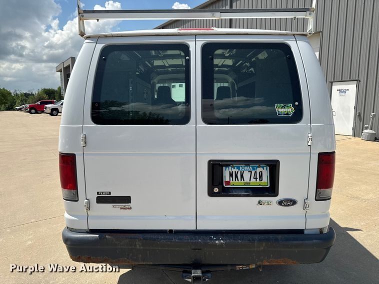 image for item FB5820 2013 Ford E250 van