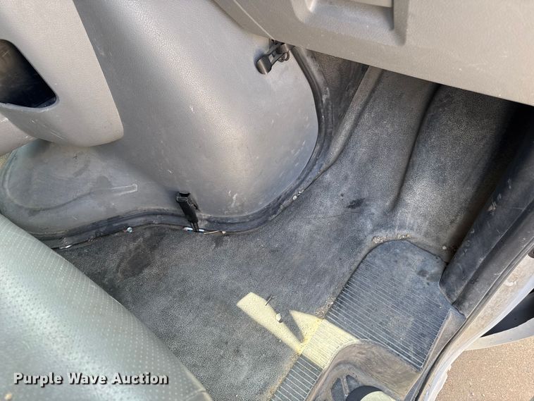image for item FB5820 2013 Ford E250 van