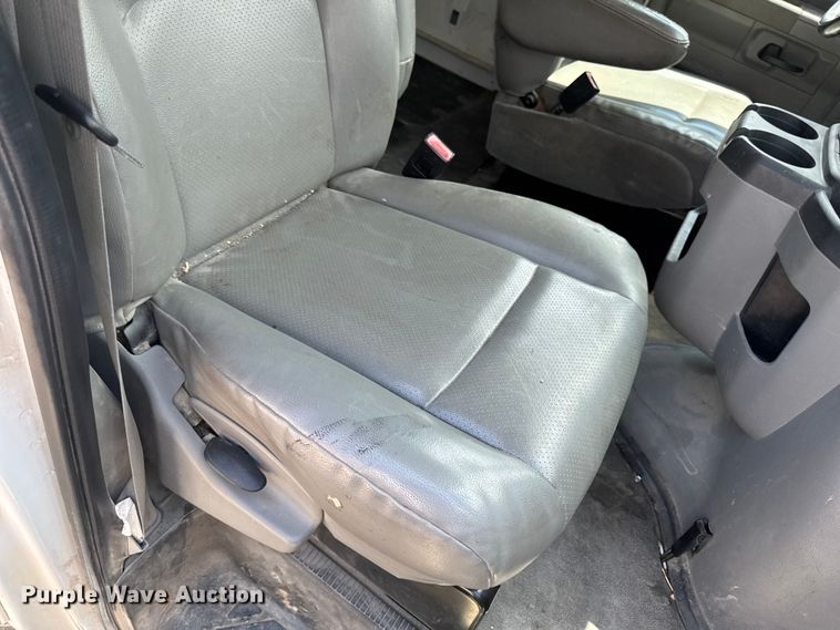 image for item FB5820 2013 Ford E250 van