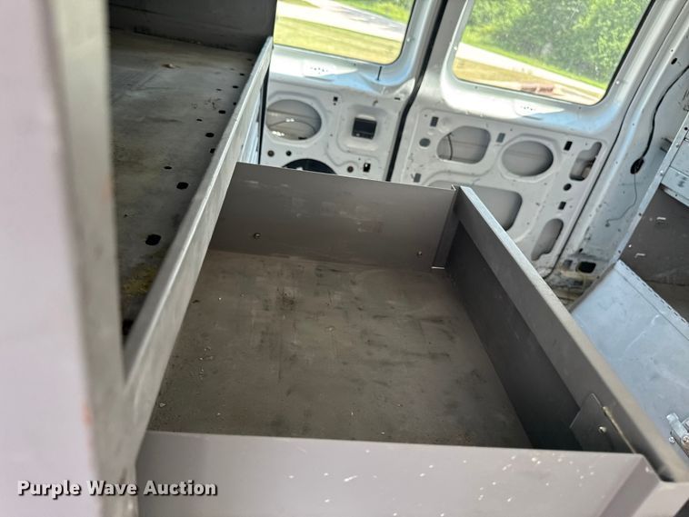 image for item FB5820 2013 Ford E250 van