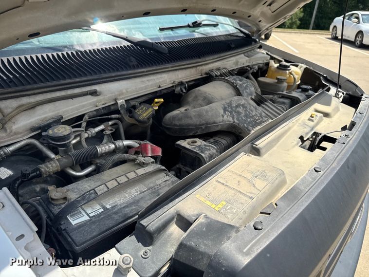 image for item FB5820 2013 Ford E250 van