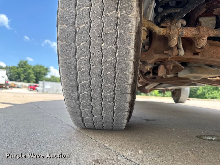 image for item FB5820 2013 Ford E250 van