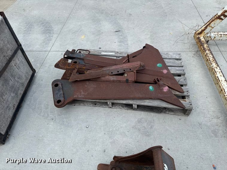 image for item FB5821 Cable plow attachments