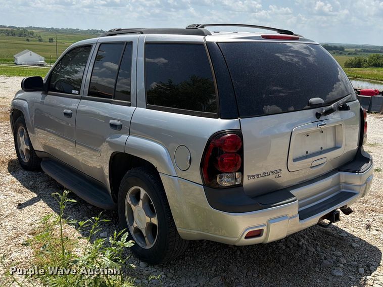 image for item FB5825 2008 Chevrolet Trailblazer SUV