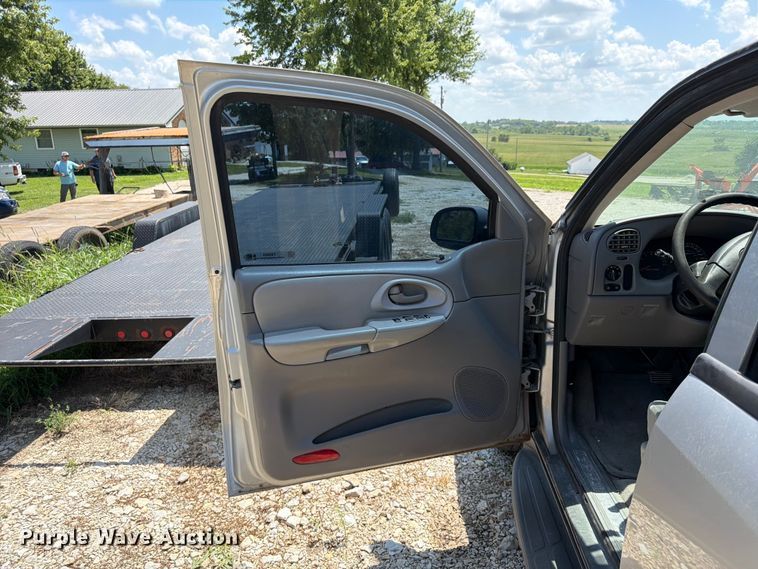 image for item FB5825 2008 Chevrolet Trailblazer SUV