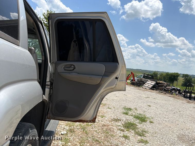 image for item FB5825 2008 Chevrolet Trailblazer SUV