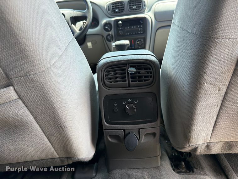 image for item FB5825 2008 Chevrolet Trailblazer SUV