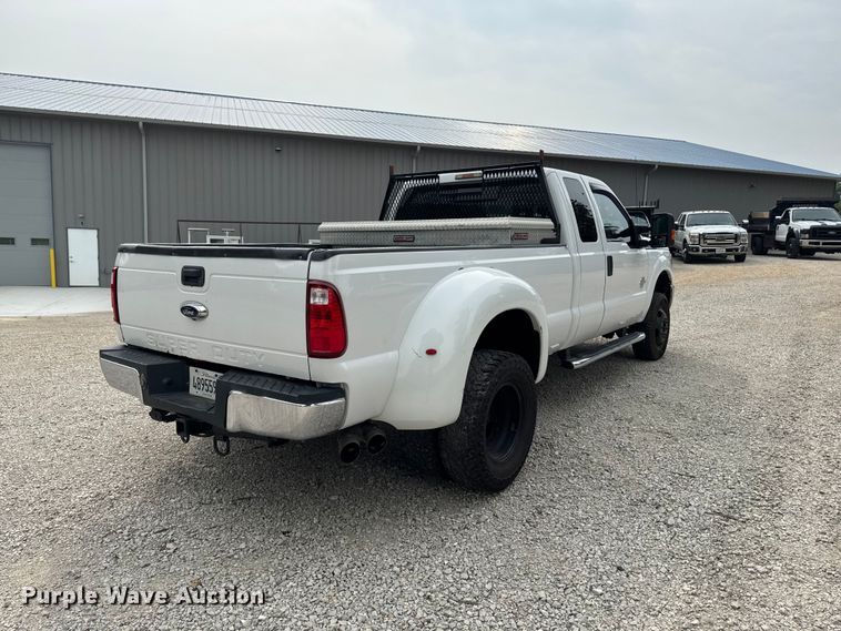 image for item FB5829 2016 Ford F350 Super Duty Ext. Cab pickup truck