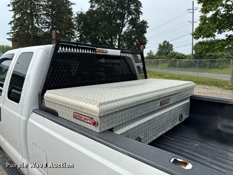 image for item FB5829 2016 Ford F350 Super Duty Ext. Cab pickup truck
