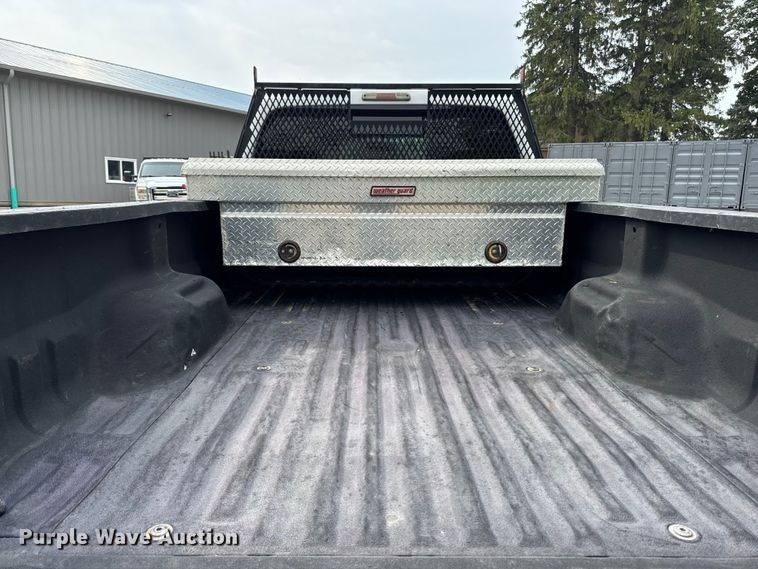image for item FB5829 2016 Ford F350 Super Duty Ext. Cab pickup truck