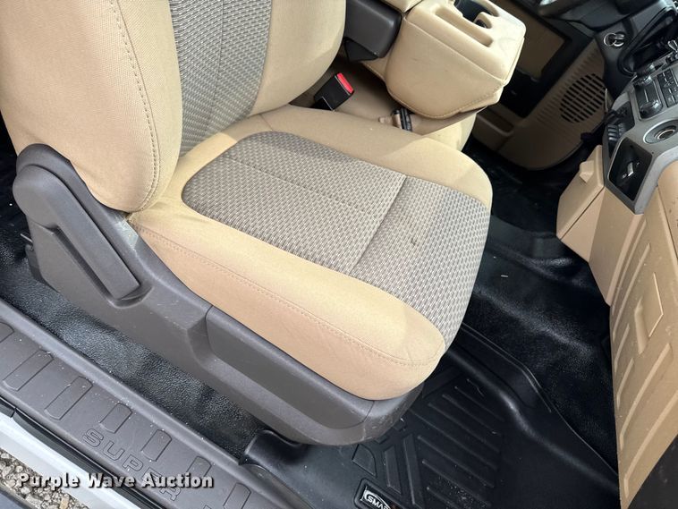 image for item FB5829 2016 Ford F350 Super Duty Ext. Cab pickup truck