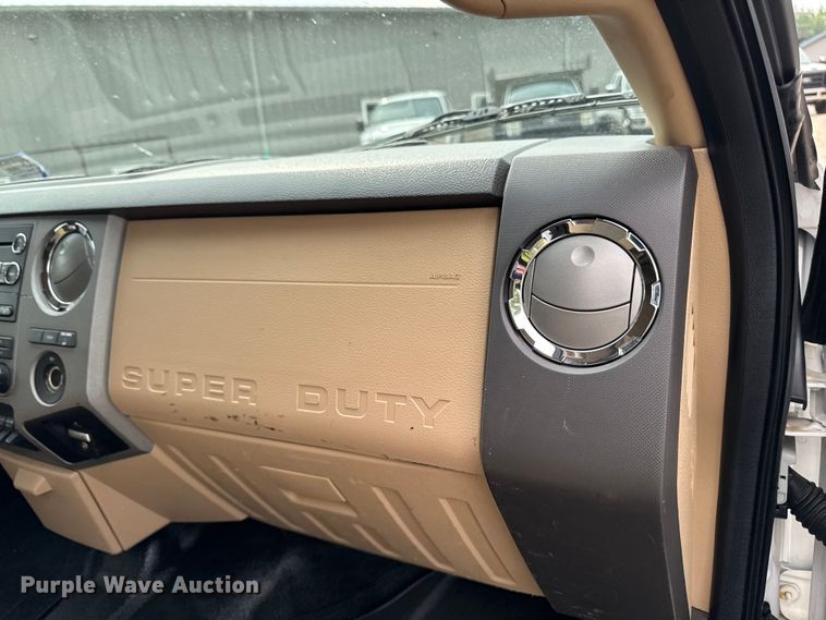 image for item FB5829 2016 Ford F350 Super Duty Ext. Cab pickup truck