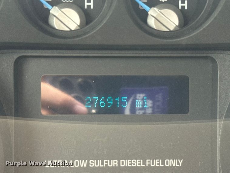 image for item FB5829 2016 Ford F350 Super Duty Ext. Cab pickup truck