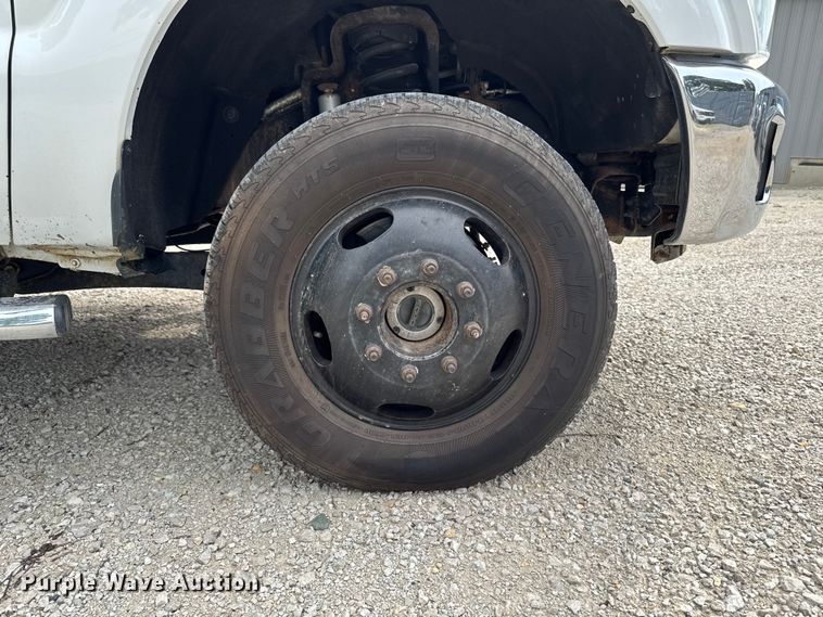 image for item FB5829 2016 Ford F350 Super Duty Ext. Cab pickup truck
