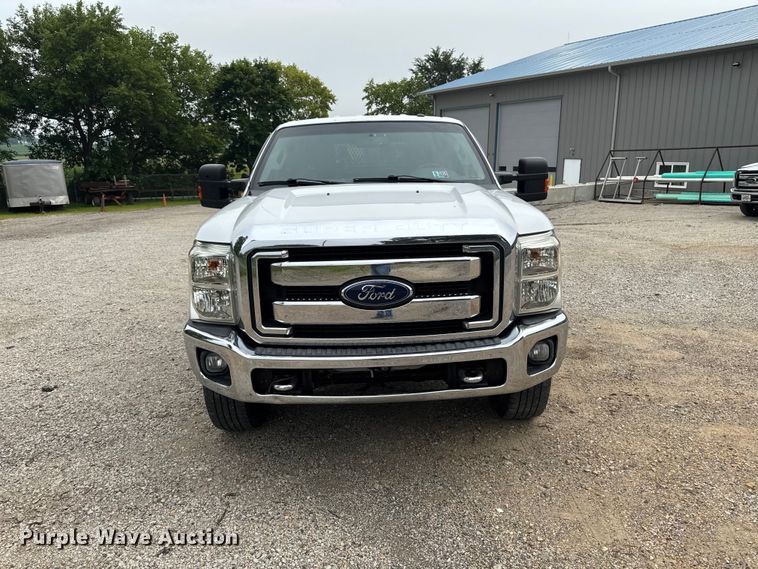 image for item FB5830 2015 Ford F250 Super Duty Crew Cab pickup truck