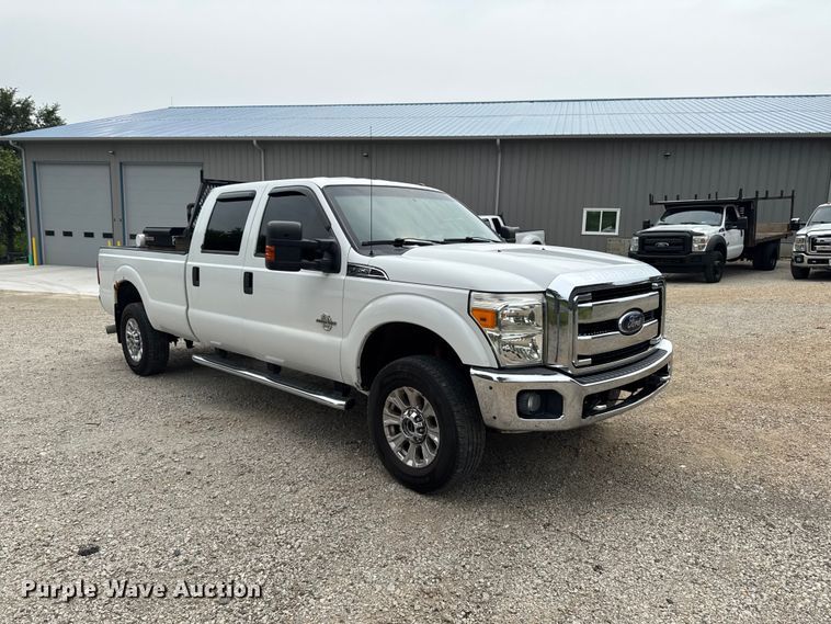 image for item FB5830 2015 Ford F250 Super Duty Crew Cab pickup truck