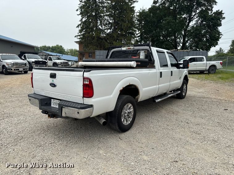image for item FB5830 2015 Ford F250 Super Duty Crew Cab pickup truck