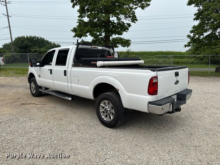 image for item FB5830 2015 Ford F250 Super Duty Crew Cab pickup truck