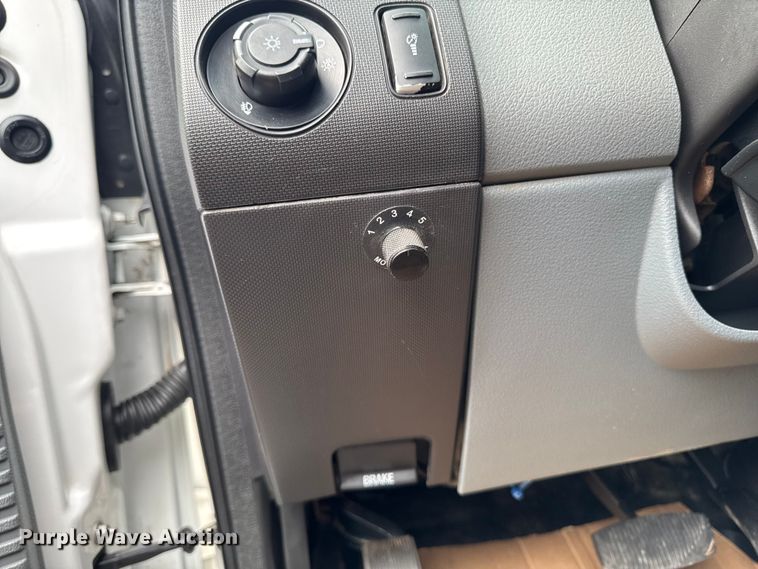 image for item FB5830 2015 Ford F250 Super Duty Crew Cab pickup truck