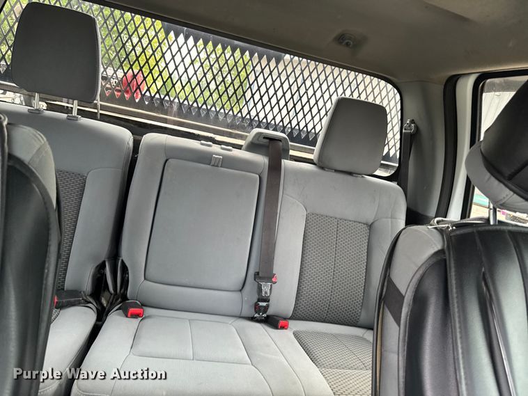image for item FB5830 2015 Ford F250 Super Duty Crew Cab pickup truck