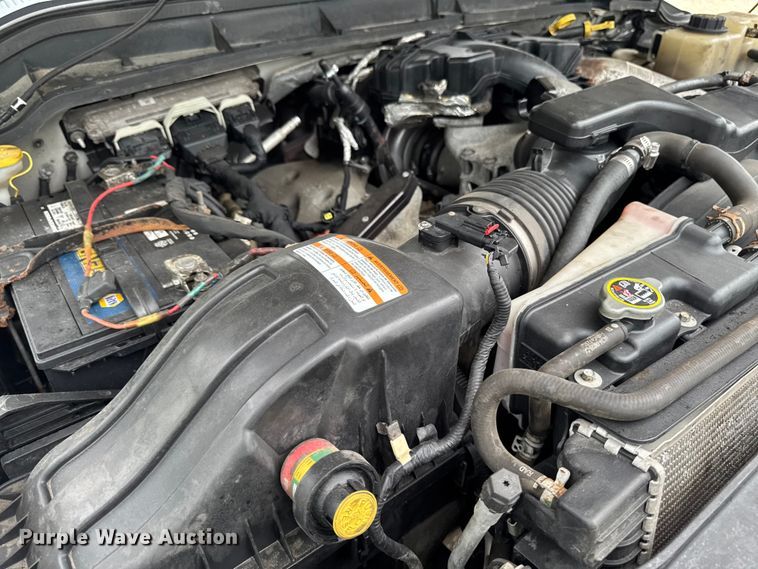 image for item FB5830 2015 Ford F250 Super Duty Crew Cab pickup truck
