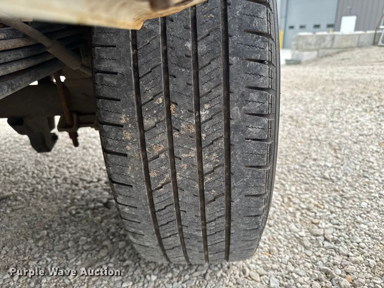 image for item FB5830 2015 Ford F250 Super Duty Crew Cab pickup truck