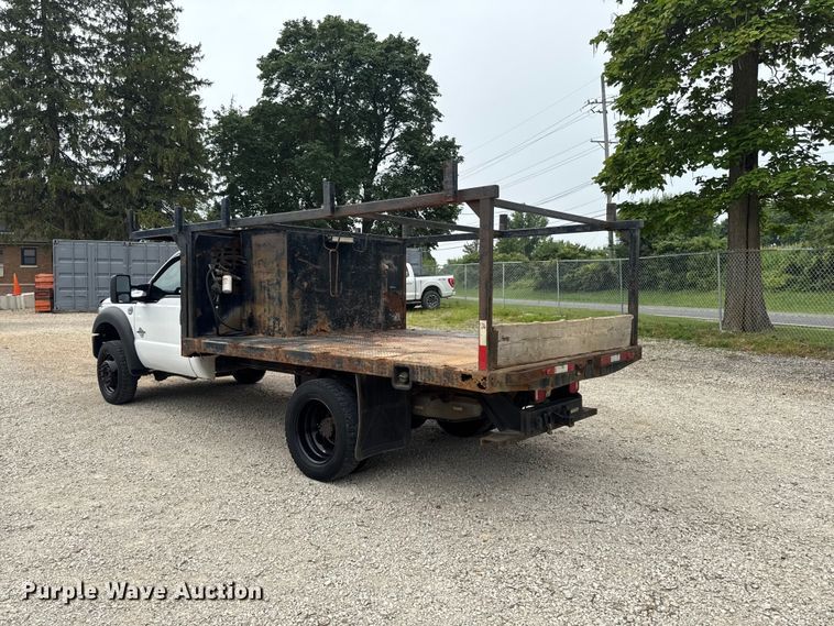 image for item FB5831 2012 Ford F450 Super Duty flatbed truck