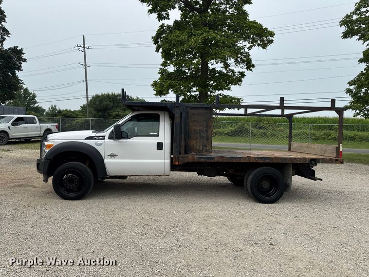 image for item FB5831 2012 Ford F450 Super Duty flatbed truck