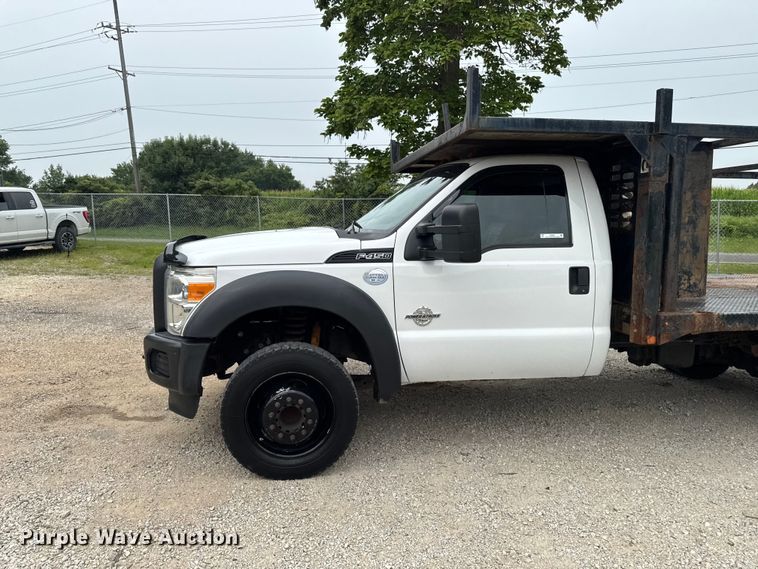 image for item FB5831 2012 Ford F450 Super Duty flatbed truck