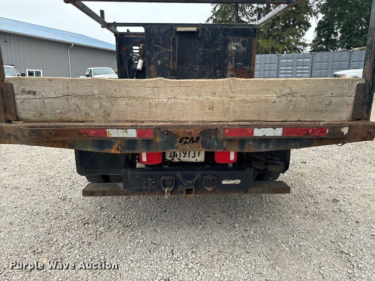 image for item FB5831 2012 Ford F450 Super Duty flatbed truck