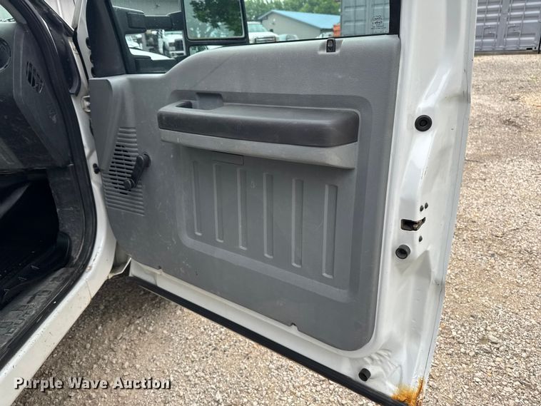 image for item FB5831 2012 Ford F450 Super Duty flatbed truck