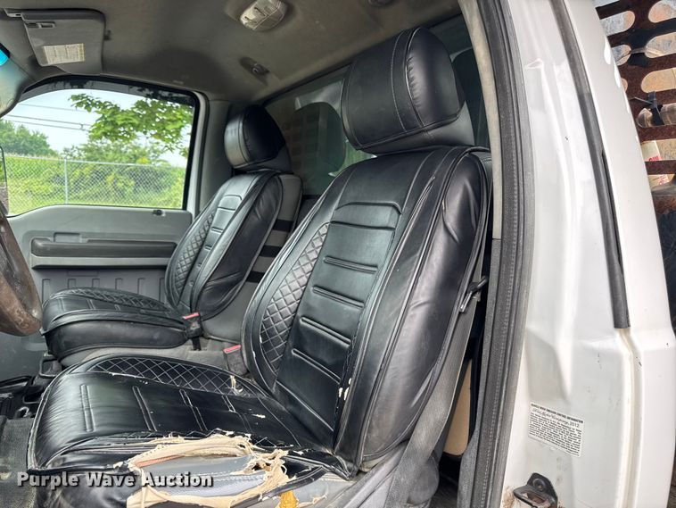image for item FB5831 2012 Ford F450 Super Duty flatbed truck