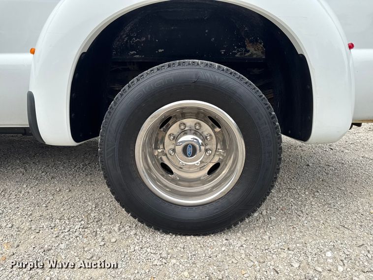 image for item FB5832 2015 Ford F350 Super Duty 